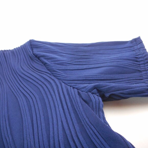 Micoson Women's size S Short Sleeve Tee Navy Blue Wavy Textured Stretch Blouse - Picture 6 of 8